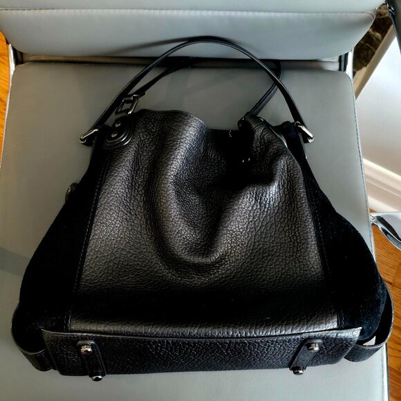 Perfect for fall - Authentic Coach Black Pebbled Leather & Suede Shoulder Bag - Picture 1 of 4
